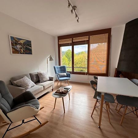El Bressol De La Muntanya Apartman Ripoll Kültér fotó